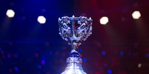 路易威登x英雄联盟跨界合作：时尚电竞联名系列引领新潮流